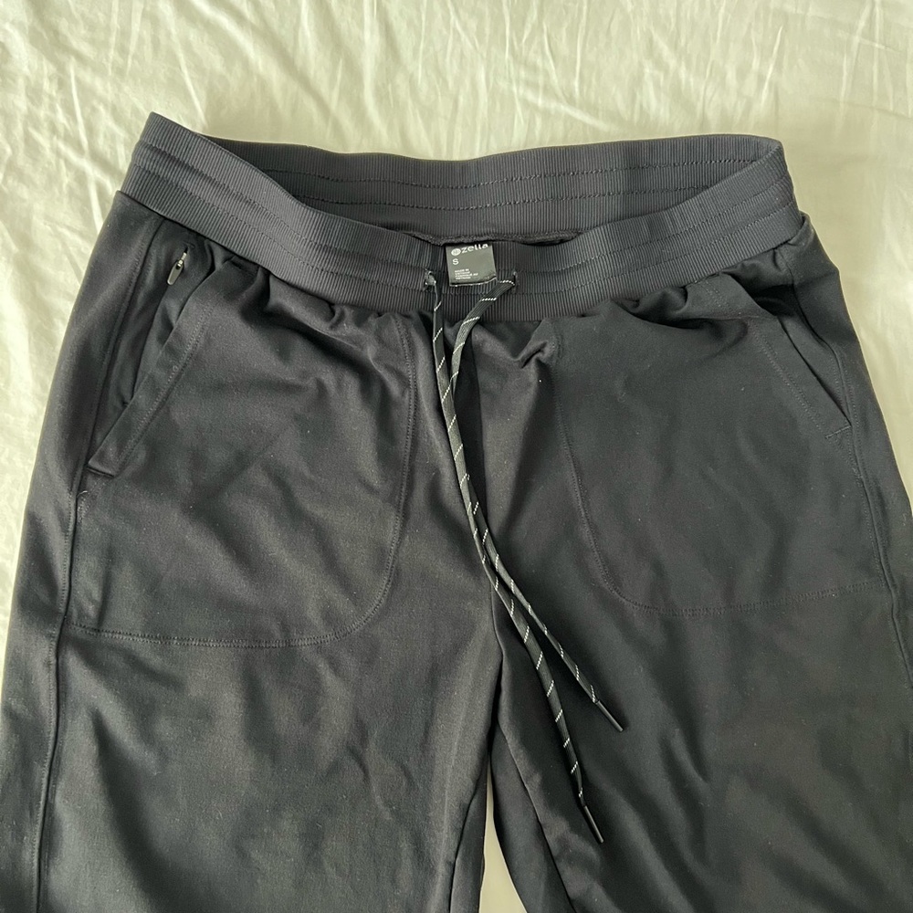 Zella Live In Pocket Joggers